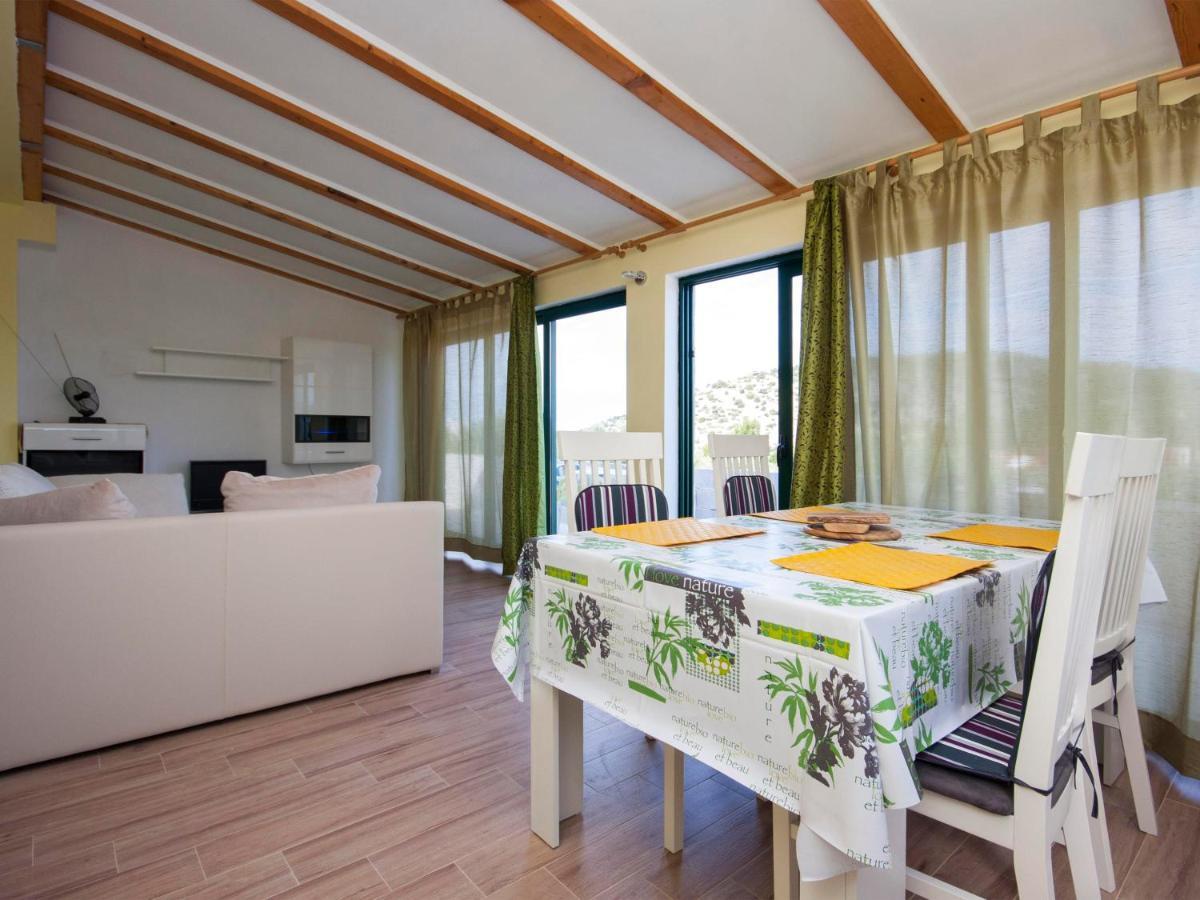 Holiday House Marko Razanj Luaran gambar